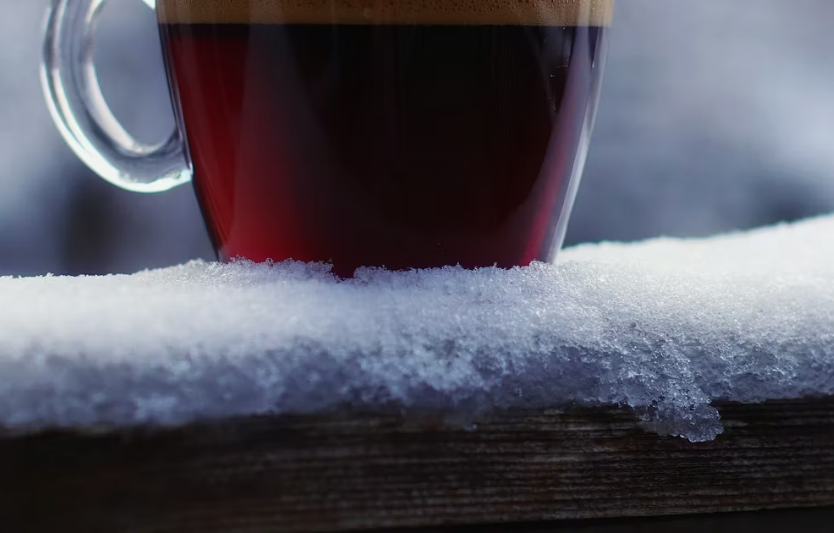 Чому взимку потрібне інше співвідношення кави й води Поради бариста