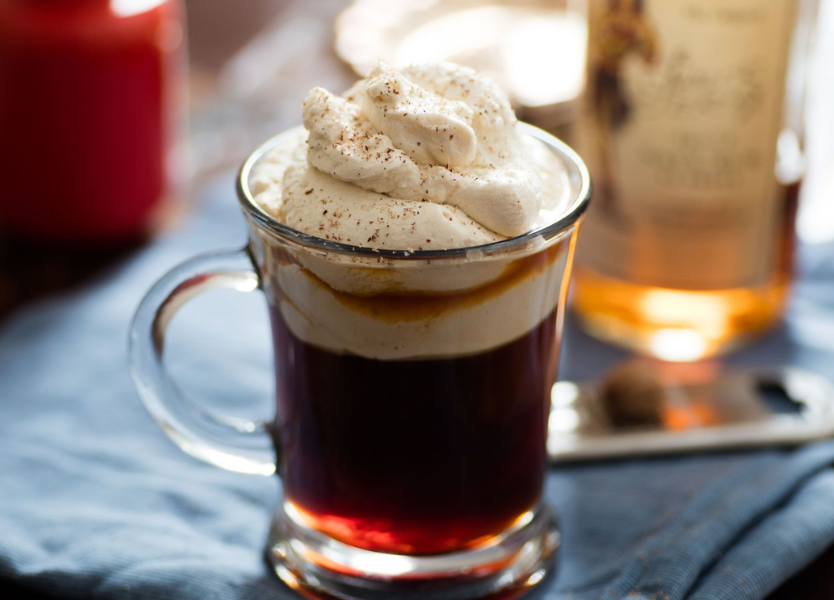 Гарячий кавовий пунш для новорічних вечірок